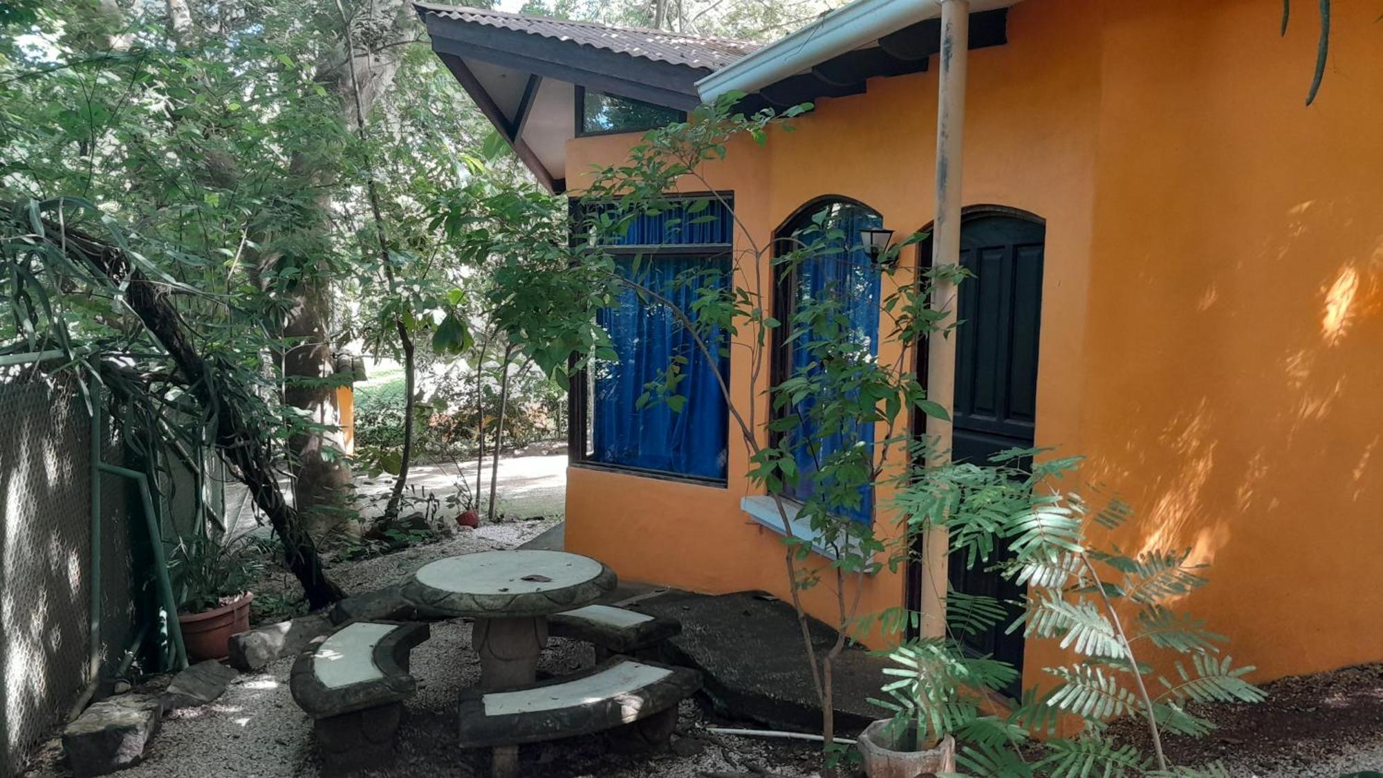 Hotel Cabinas La Playa Playa Avellana Exteriör bild